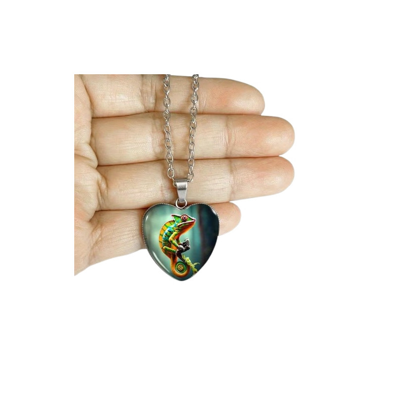 Halssmycke i glas med motiv [H26] - Kameleont