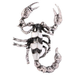 Brosch - Svart skorpion [Silver]