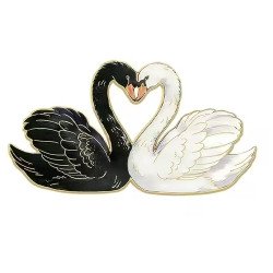 Brosch - Pin - Svanar - Hjärta
